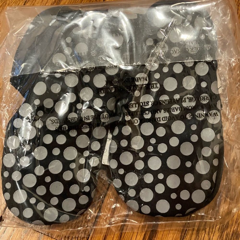 Zutano Black Gripper Booties - 24 Months